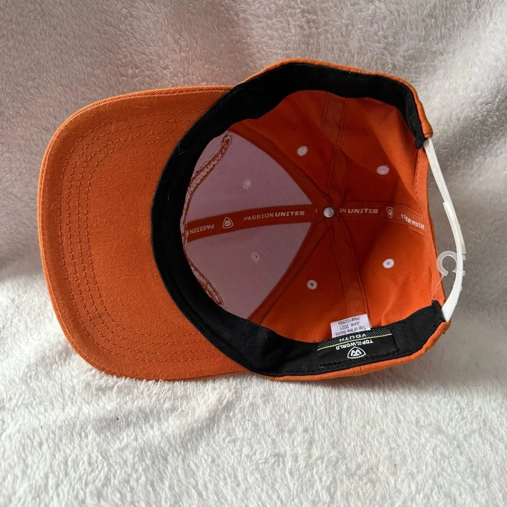 Top of the World stylish orange